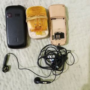 2 Mobile With Battery Charger