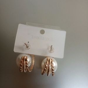 Korean Hoops Earing With Pearls