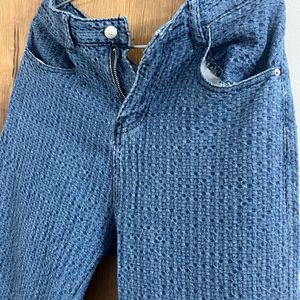 Textured high waist jeans