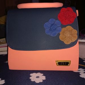 Beautiful Handbag With Three Flowers