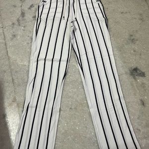 High-Waist White And Black Pants