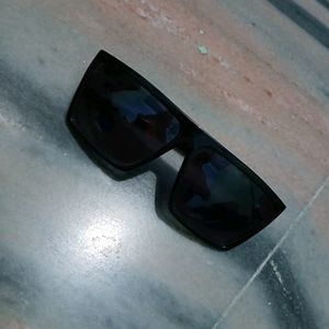 Trendy Sunglass Unisex, Never Used Totally New