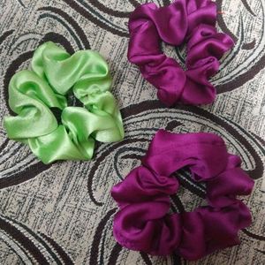 scrunchies