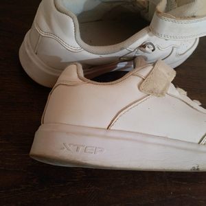 Xtep Sneakers