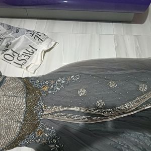 Women Gown For 🩶 Grey Colour