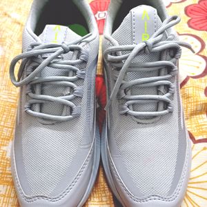 Men Sports Shoes