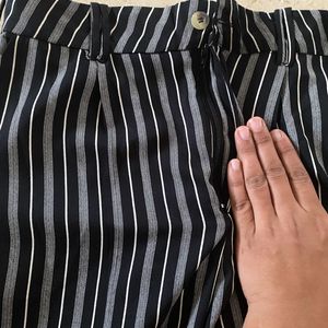 Black / White Stripes Trousers