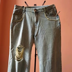 URBANIC YELLOW WASH DAMAGED JEANS with a freebie