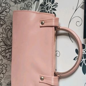 Hand Bag With Chain