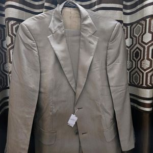 LOUIS PHILIPPE SUIT