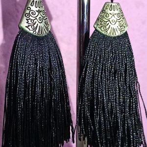 Black Tassel