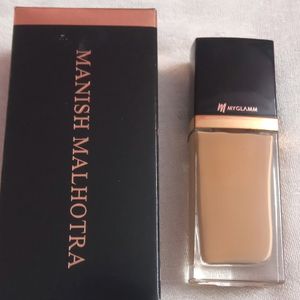 Manish Malhotra Foundation Shade 03 Neutral Ivo