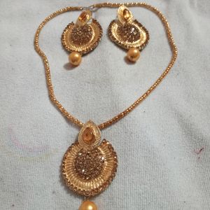 Jewellery Set With Earrings Golden Colour