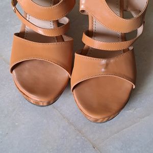 Casual Wedges,Colour: Tan , Heel Height : 3in