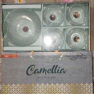 Camellia 4+1 Pcs Set And Taj 4