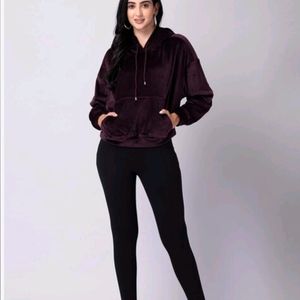 Full-Sleeve Hoodie with Kangaroo Pocket (Women's)