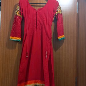 Red Kurta