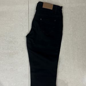 Women Capri (Black)