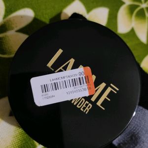 Lakme Face Powder With Sunscreen:- 01 Soft Pink