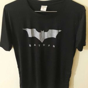 "Batman Black Logo T-Shirt"