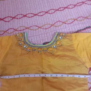 Yellow 💛 Kurthi With Dupatta