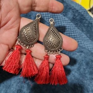 Hanging Earings With Red Tassels