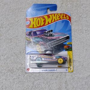 Hotwheels '70 Dodge Charger R/T