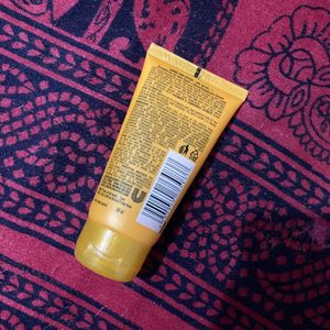 Combo Ubtan Face Wash And Lakme Sunscreen