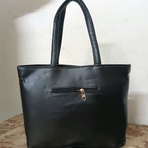 Dual Chain Handbag Beautyful Black Colour