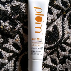 Plum Sunscreen SPF 50+++ (15ml)