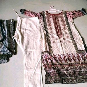 Pakistani Suit Set