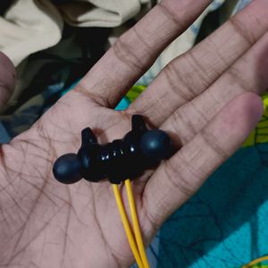 Earphone Used In Excellent Conditions