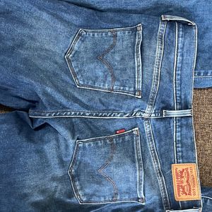 Levis Shaping Slim 312 Jeans