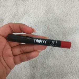 Plum Matte Lip Crayon In Shade 126 Dear Fiery