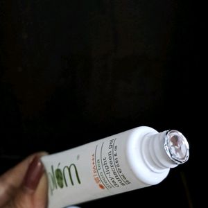 Plum Green Tea Sunscreen Gel