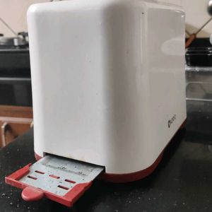 Selling Koryo Brand Toaster