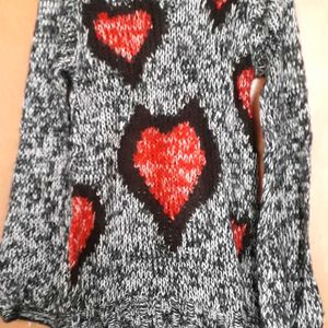 New Heart Pullover