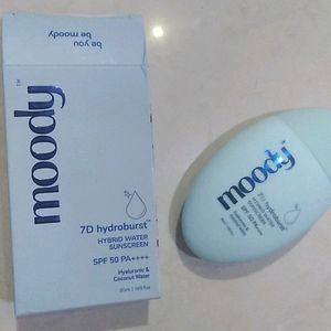 Moody Hydro Burst Water Sunscreen