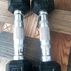 Steel Base Strong Dumbbells Each 1kg Pair.