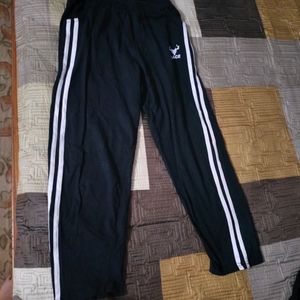 Trackpant