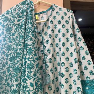 Beautiful Ahika Kurta Unused Set