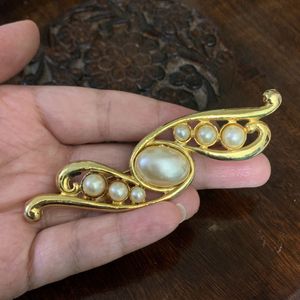 Brooch