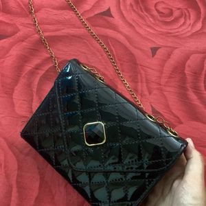 Black sling bag for women and girls