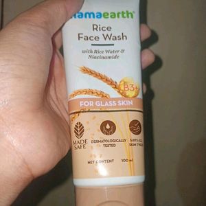 Mamaearth Rice Water Face Wash For Glass Skin