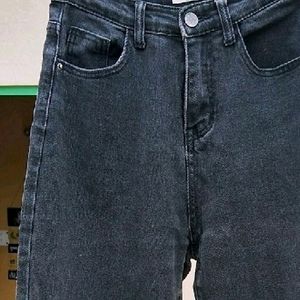 Y2k straight charcoal jeans.