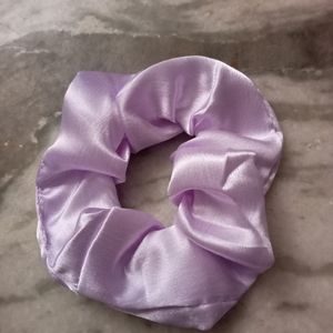 4 Scrunchies For Girls