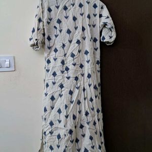 Utsa By Westside: Offwhite Blue Kurta