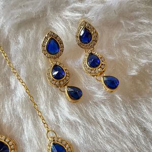 Blue Jewellery Set With Mangtika