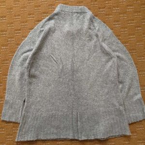 ZARA GREY ROUND NECK SWEATER