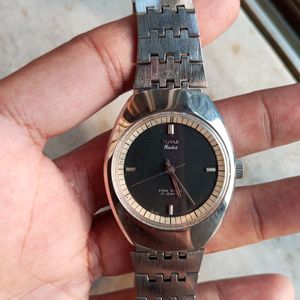 Hmt Rohit Winding Watch